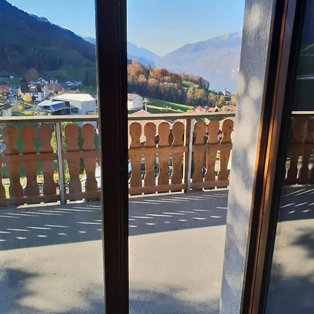 Dom wakacyjny Swiss Mountains, Romantic, Heidiland, And Via Gondola