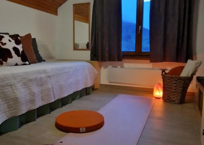 Swiss Mountains, Romantic, Heidiland, And Via Gondola بيت للعطل